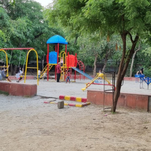 DDA Park, A2A Block, Janakpuri-3