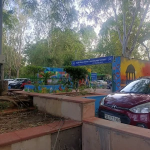 District Park B Block, Janakpuri-1