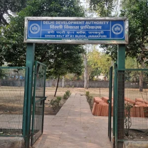 DDA Park, Green Belt, A1 Block, Janakpuri