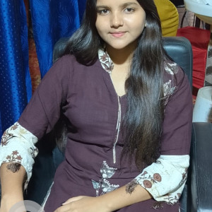 Missing: Deepika-15 year old Female from Gali no.7, A-Block, Swaroop Nagar Delhi