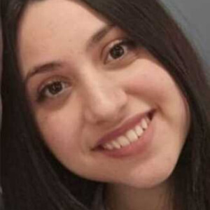 Missing: Sara Nicole Castillo-17 year old Female from 5400 block of Zelzah Avenue, Encino, Los Angeles, California, USA